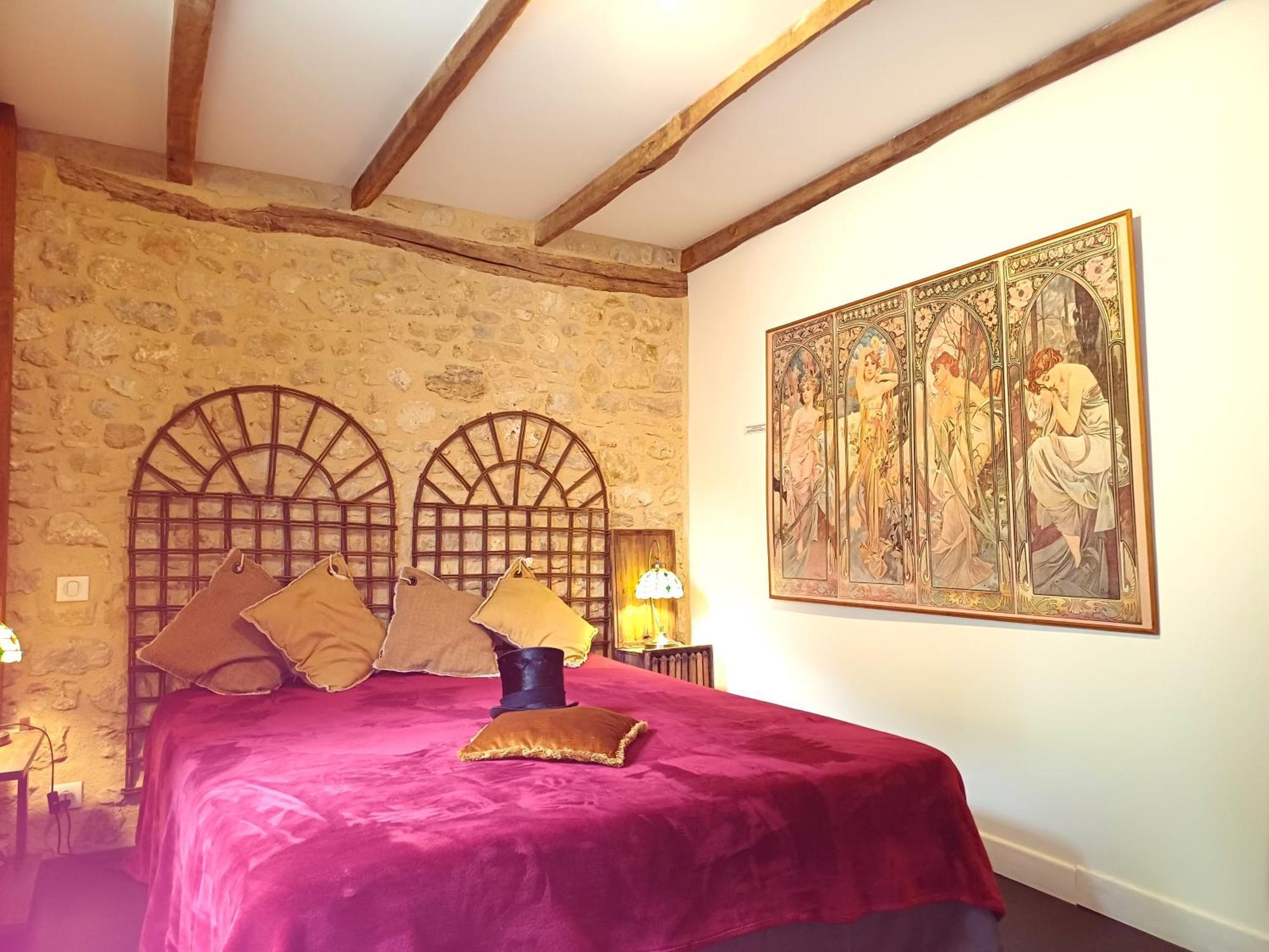 Au Pied Du Chateau - 5 A 11 Personnes - Baignade-Canoe-Piste Cyclable A 100 M 卡斯泰尔诺拉沙佩尔 外观 照片