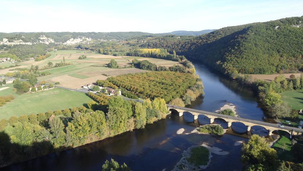 Au Pied Du Chateau - 5 A 11 Personnes - Baignade-Canoe-Piste Cyclable A 100 M 卡斯泰尔诺拉沙佩尔 外观 照片